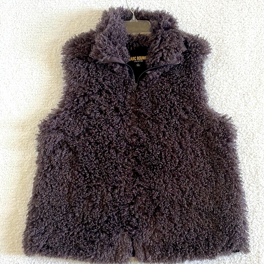NWOT MARC BOUWER UNLIMITED VEST IN LARGE